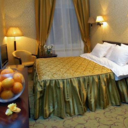 Royal Hotels And Spa Resorts Promenad Truskawiec Zewnętrze zdjęcie